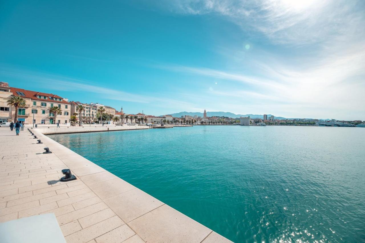 Evala Luxury Rooms With Pool And Garden Split Exteriör bild