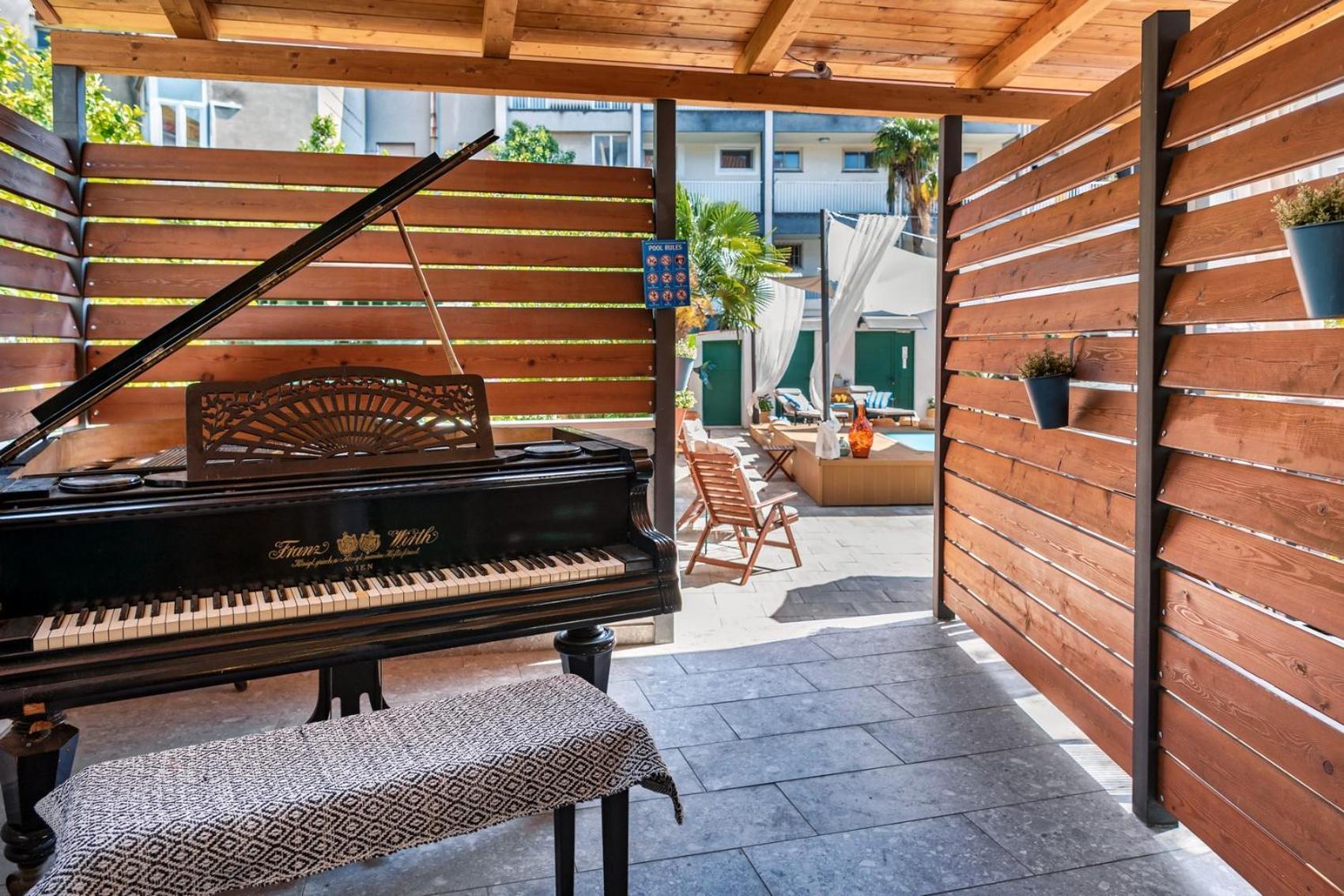 Evala Luxury Rooms With Pool And Garden Split Exteriör bild