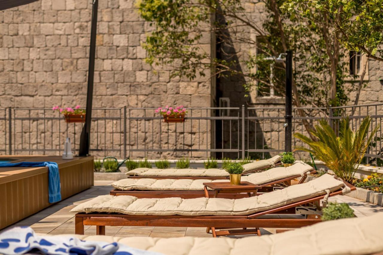 Evala Luxury Rooms With Pool And Garden Split Exteriör bild